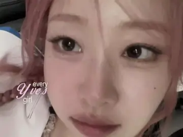 where is my chuu girl #xyzbca #on #elbruso #chuuves #yves #chuu #kpop #edit 