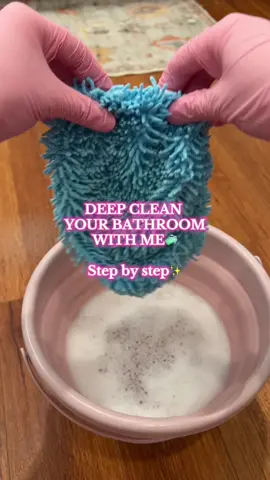 Deep clean your bathroom with me step by step🧼✨ #CleanTok#deepclean#bathroomclean#cleaningroutine#stepbystep
