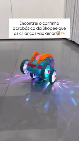 🚗💨 Carrinho Fricção 4x4 Rotating Stunt com LED Manobras radicais com giro 360º e luzes LED para a diversão não parar! 🌟 #Fricção #Carrinho4x4 #Giro360 #LED #BrinquedoDivertido   