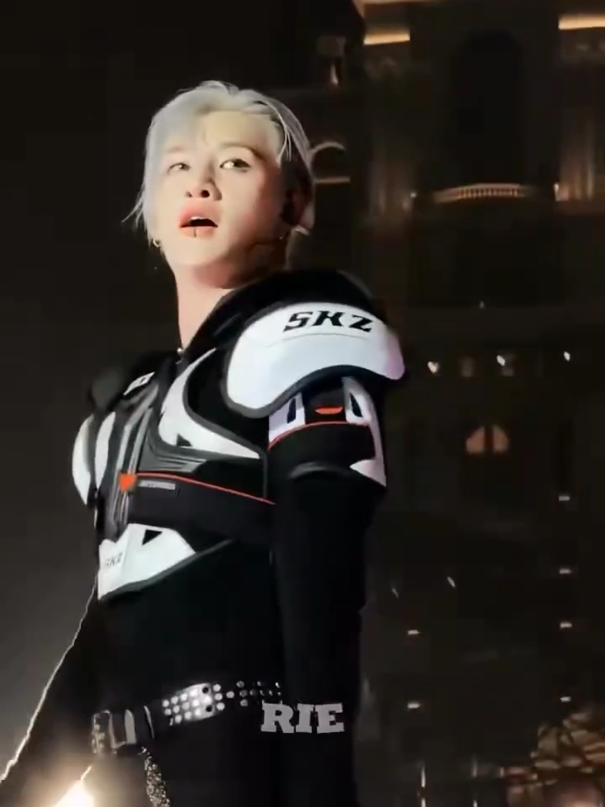 Give me all that actitud 🙏🫦 #straykids #bangchan #stay #bangchanedit #Christopher 