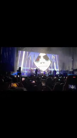 Daría mi vida por que colaboraran yo sé que la partirían #rojuu #gorillaz #madrid #fouryou #parati  @Gorillaz @rojuu 