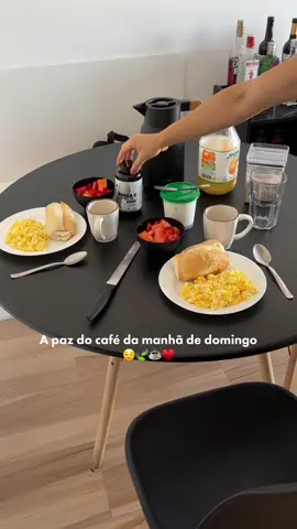 Amo montar nossa mesa de café da manhã ❤️ #cafedamanha #casal #rotina #alimentacaosaudavel 