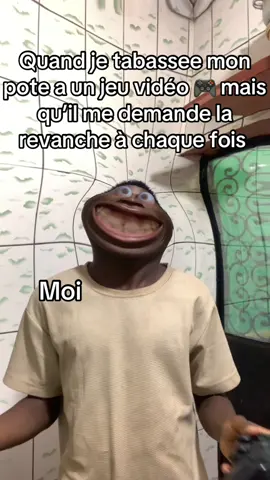 Mais pourquoi il continue 😭😂!!?#2025 #jeu #pote 