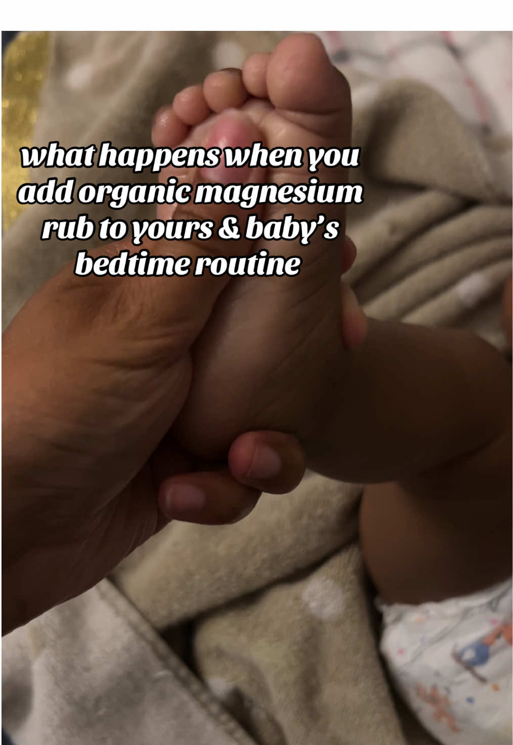 leap 5 hasn’t been easy to say the least but adding this to our bedtime routine has been a game changer 🥲🤍 #leap5 #sleeptips #6monthsleepregression #fyp #babysleeptips 
