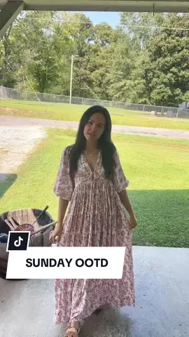 Stop 😍 and look at the cutest dress I found on the TikTok shop! #fallfashion #trending #fyp #OOTD #trendy 