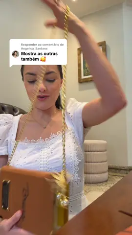 Respondendo a @Angelica Santana Tour pelas minhas bíblias #EstudodaBíblia #biblia #Devocional #bibliasagrada #Fé 