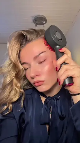 💆 Every girl needs this in 2025 ⏳ Launching Oct 21st #TikTokMadeMeBuyIt #ViralProducts #HairGrowth #BeautyTok #SelfCare 