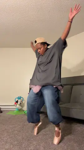 #justagirl #BlackTikTok #ballettok #weird #dance 