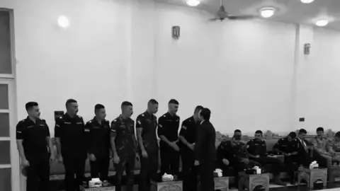 كلمات لا يعرفها إلا العسكري 👨‍✈️⭐️ . . . #ملازم #مصنع_الابطال #الكليه_العسكريه_مصنع_الابطال #جهاز_مكافحة_الارهاب_الفرقه_الذهبيه #شعراء_وذواقين_الشعر_الشعبي🎸 