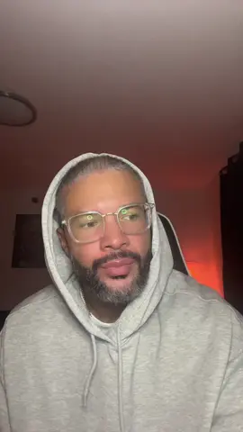 Manchmal reicht genau 1. Mensch der NICHT die erste Antwort akzeptiert ! #deep #foryouu #gefühle #nachdenken #viral 