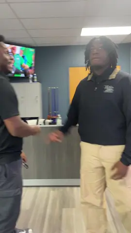 Matt Hefner day 1 #matthefner #heisman #howdidheknowiwasgonnadothis 