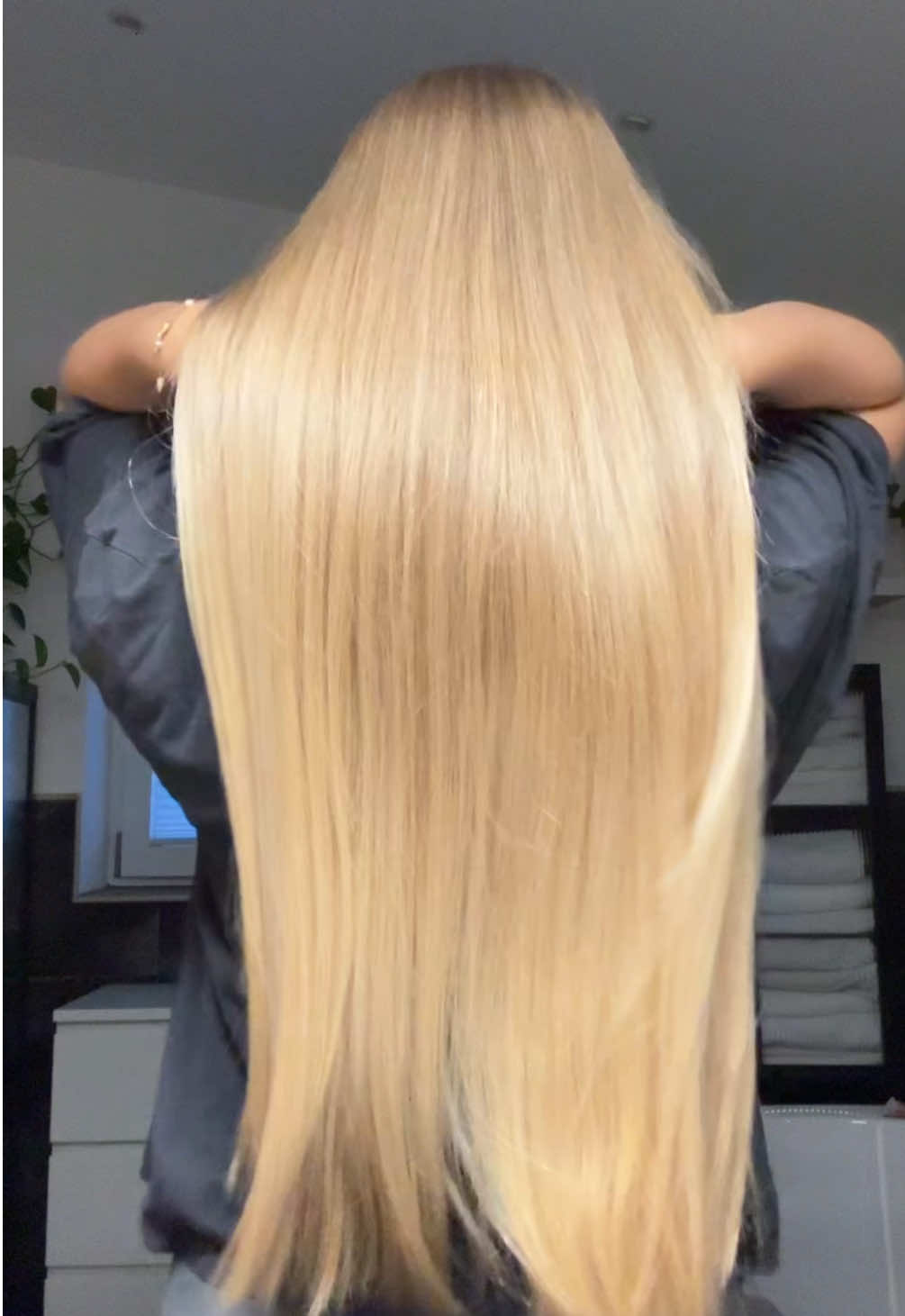 natural straight thick hair #hair #blonde #haircare #genetics #longhair 