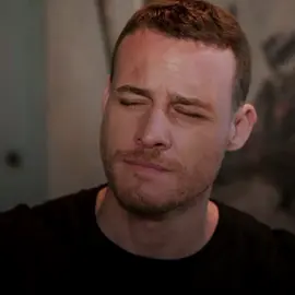 A MAN🧎🏻‍♀️‍➡️ #kerembürsin #asras #çarpinti #lizgecömert #for ❤️