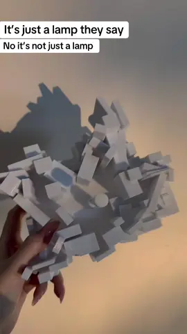 Absolutely in love with this room lamp 🪔 