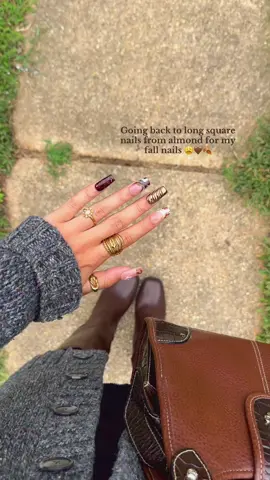 I’m obsessedddd but I do love my almond nails still 👜🤎🍂 #nailphoria #nailinspo #fallnails #pressonnails #autumnfashion  