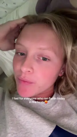 You guys are warriors 🙏🙏 #berlinmarathon 