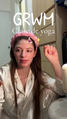 Clase de yoga en domingo 🧘🏻‍♀️ 📢🐔 #Yoga #clase #yogaclass #grwm #fyp 