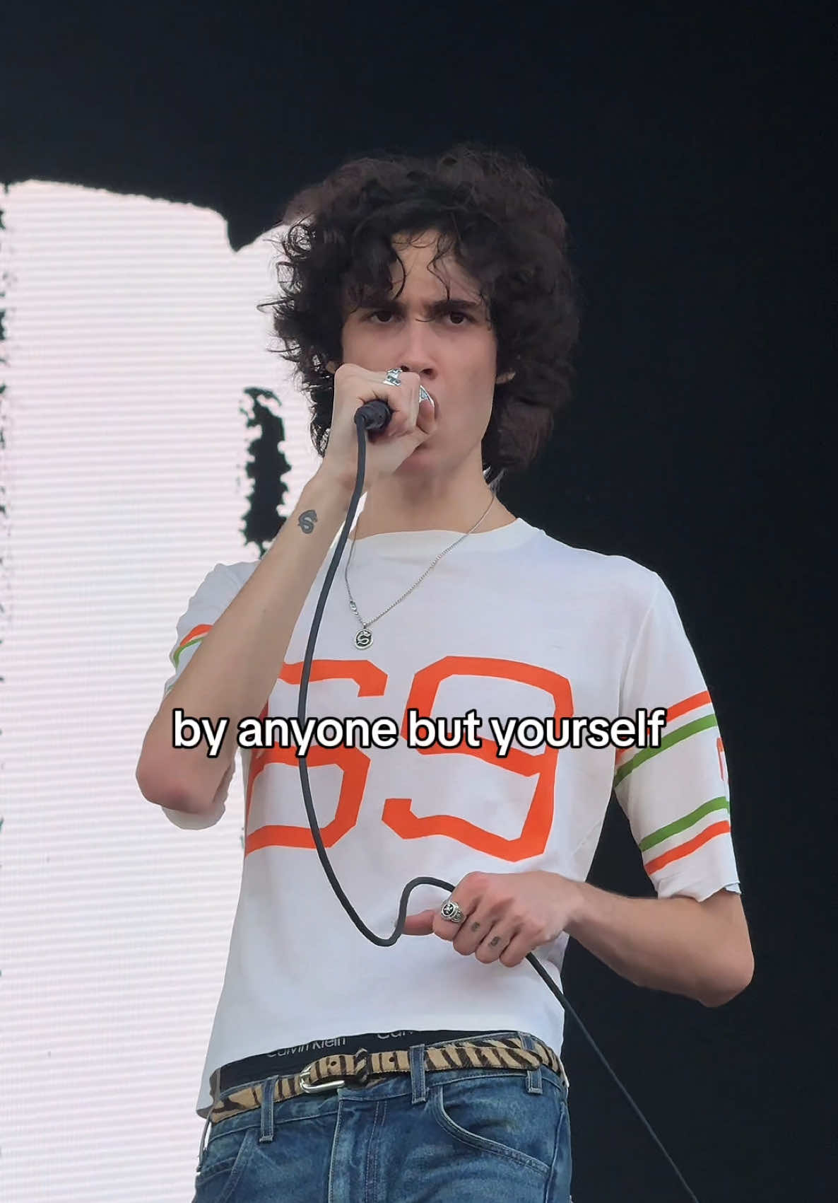 @sombr singing 12 to 12 at sing out loud festival 🫶 #sombr #12to12 #latenightsandromancertour #live #OnTour 