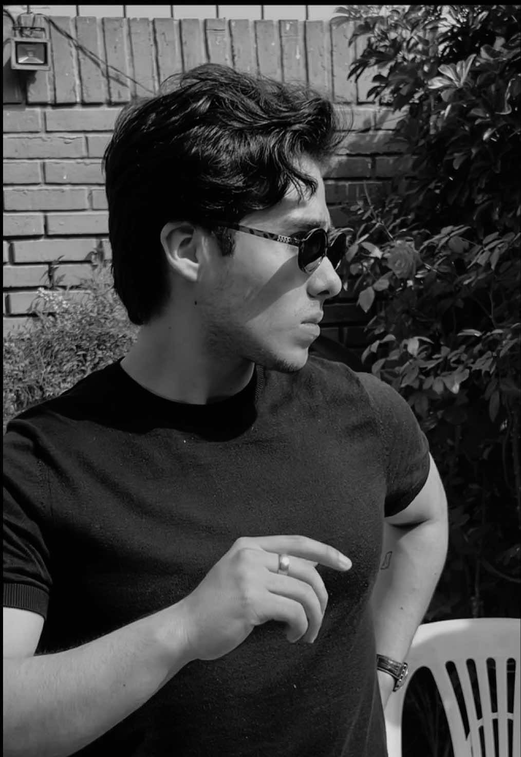 Puras facturas... Prefiero verle 