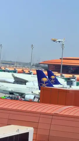 Jeddah City in 🇸🇦 🆚 Dubai City In 🇦🇪! #saudiarabia #jeddah #dubai #tiktokviral 