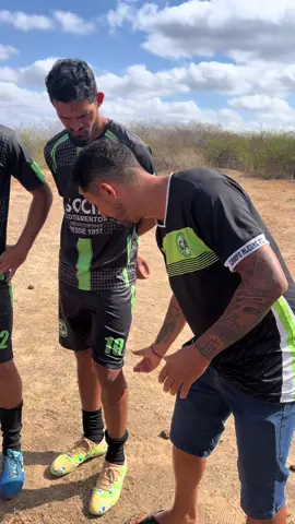 Pare desse sebo  #futebol #treinador #campoalegre 