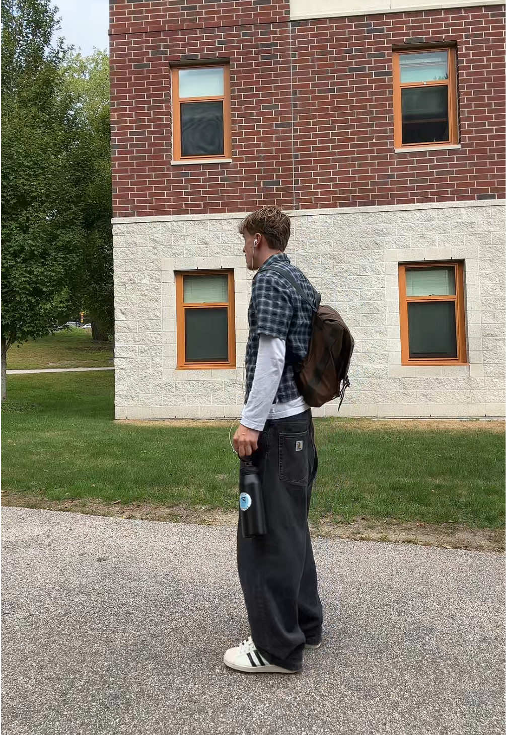 first fit check in the US ✌🏼#outfit #fashion #URI 