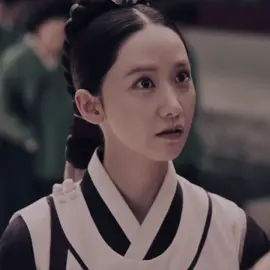 #bonappetityourmajesty | the way they look at each other, how i’m going to endure until the end of the week scp: woodencenes  #yoona #leechaemin #foryoupage #kdrama 