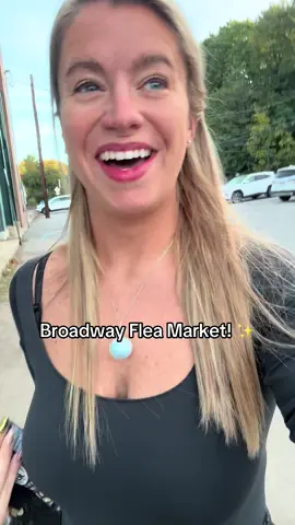 Had the BEST day at the Broadway Flea Market! ✨