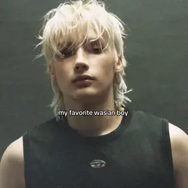 Kai for president next #txt #fyp #hueningkai #hueningkaitxt #fypシ 