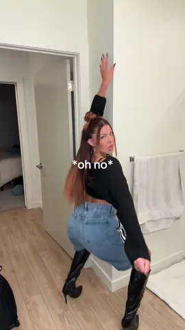 Big mamas still got it, no?  #fyp #utahcheck #utahwaxspecialist #esthetician 