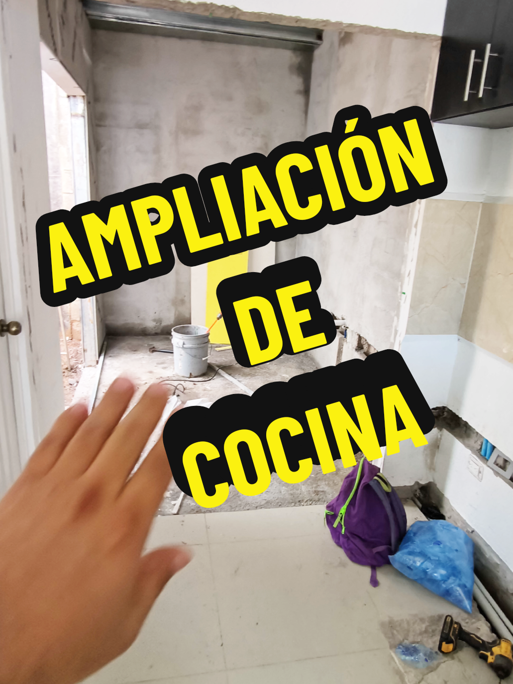 🏠 Realiza una ampliación integral, con todos los componentes necesarios para que tu cocina sea totalmente funcional y eficiente. Necesitas ayuda para hacerlo? tranquilo, nosotros estamos para eso. #remodelaciondecasa #cocina #diaspora #hermanolejano🥰🇸🇻💙 #construccioncasas 