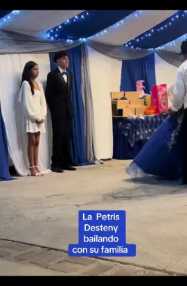 Bonitos momentos cuando bailan con la familia 👏👏👏