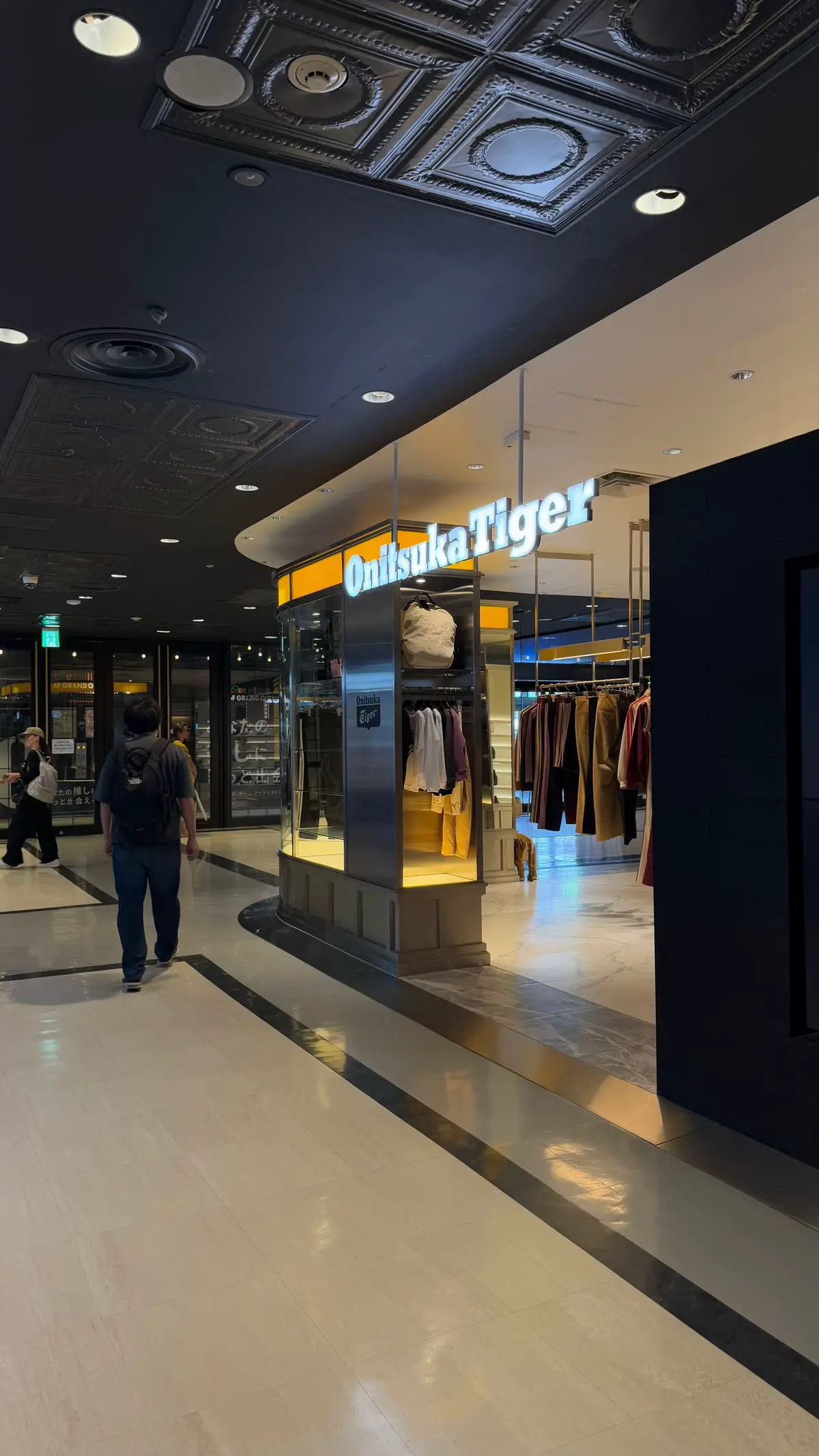 #onitsukatiger #viral  Nhận custom thêu tên 👟🐯.