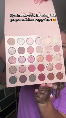 Gorgeous palette with so many possible eye looks! 😍🙌 #eyeshadow #eyeshadowtutorial #eyeshadowpalette #colourpop #eyes 