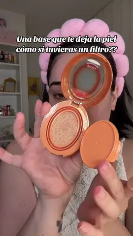 Una base que te deja la piel cómo si tuvieras un filtro? La cushion foundation de @TIRTIR Inc. ha estado por todos lados y ya entiendo por qué!  #maquillajekoreano #maquillajenuevo #maquillajeparaprincipiantes #paratii #maquillajepuertorico 