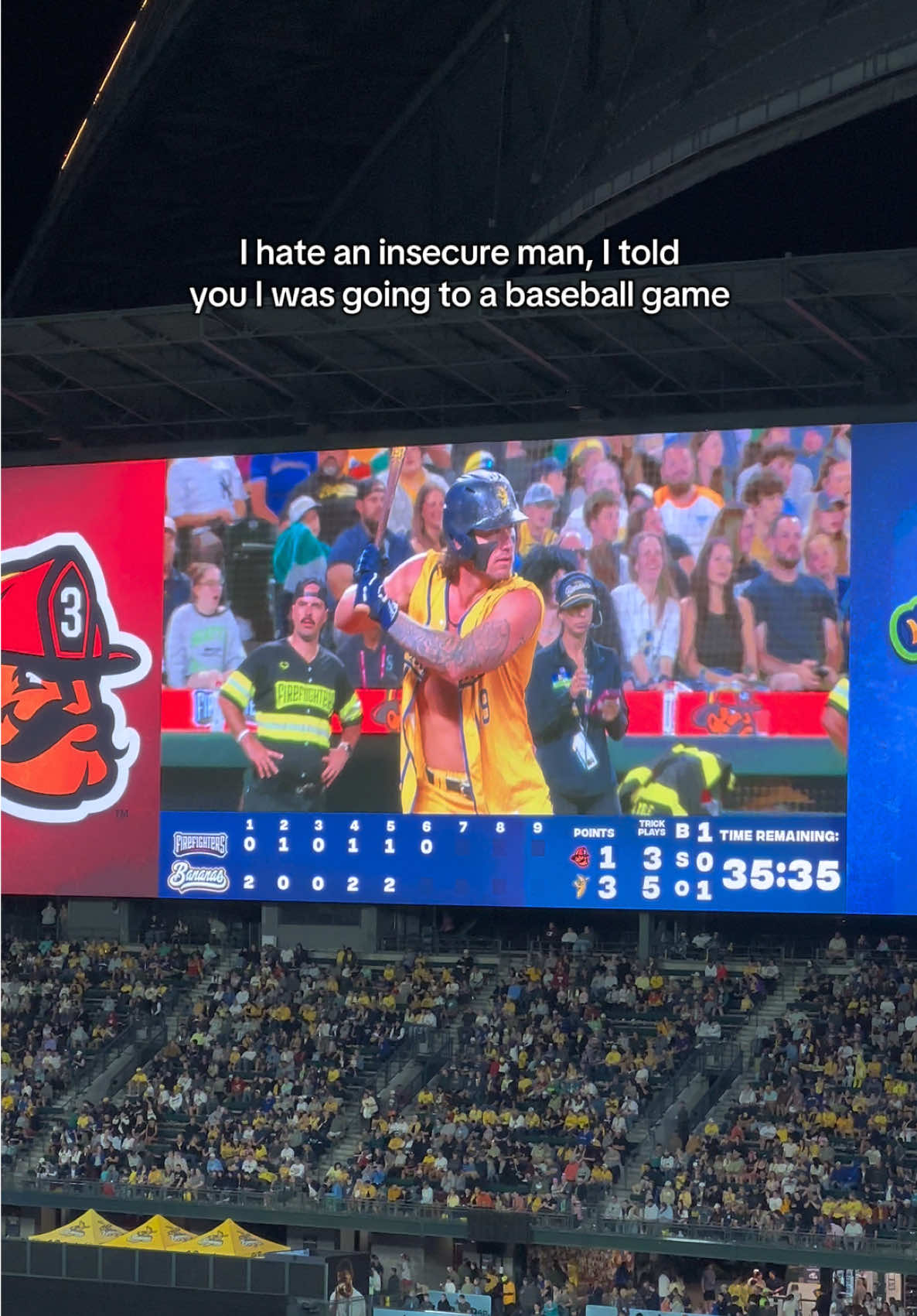 It’s just a baseball game 🤷🏼‍♀️ #savannahbananas #bananaball @thesavbananas @Jared Donalson @Kyle.luigs @Dan Oberst 