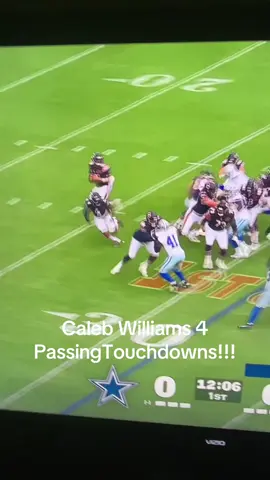 Caleb Williams finally had his breakout game! 🐻 ⬇️ #fypシ #football #nfl #chicagobears #calebwilliams