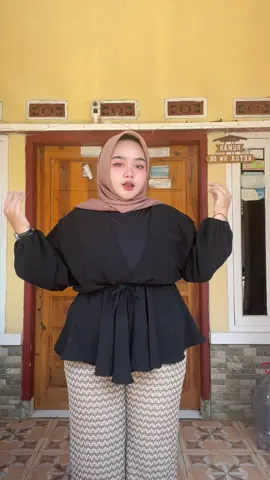 Dukun santet aja kali ya😂