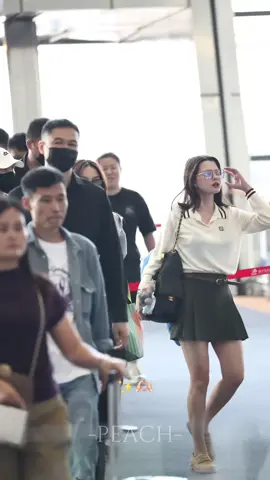 Rebecca Armstrong 😭🫶🏻#beckysangels #beckyarmstrong #beckyfanmeetinginnanning 