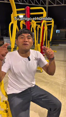 Tu amigo el humilde @Edu Riveros #humilde #amigos #humor #fyp #viral 