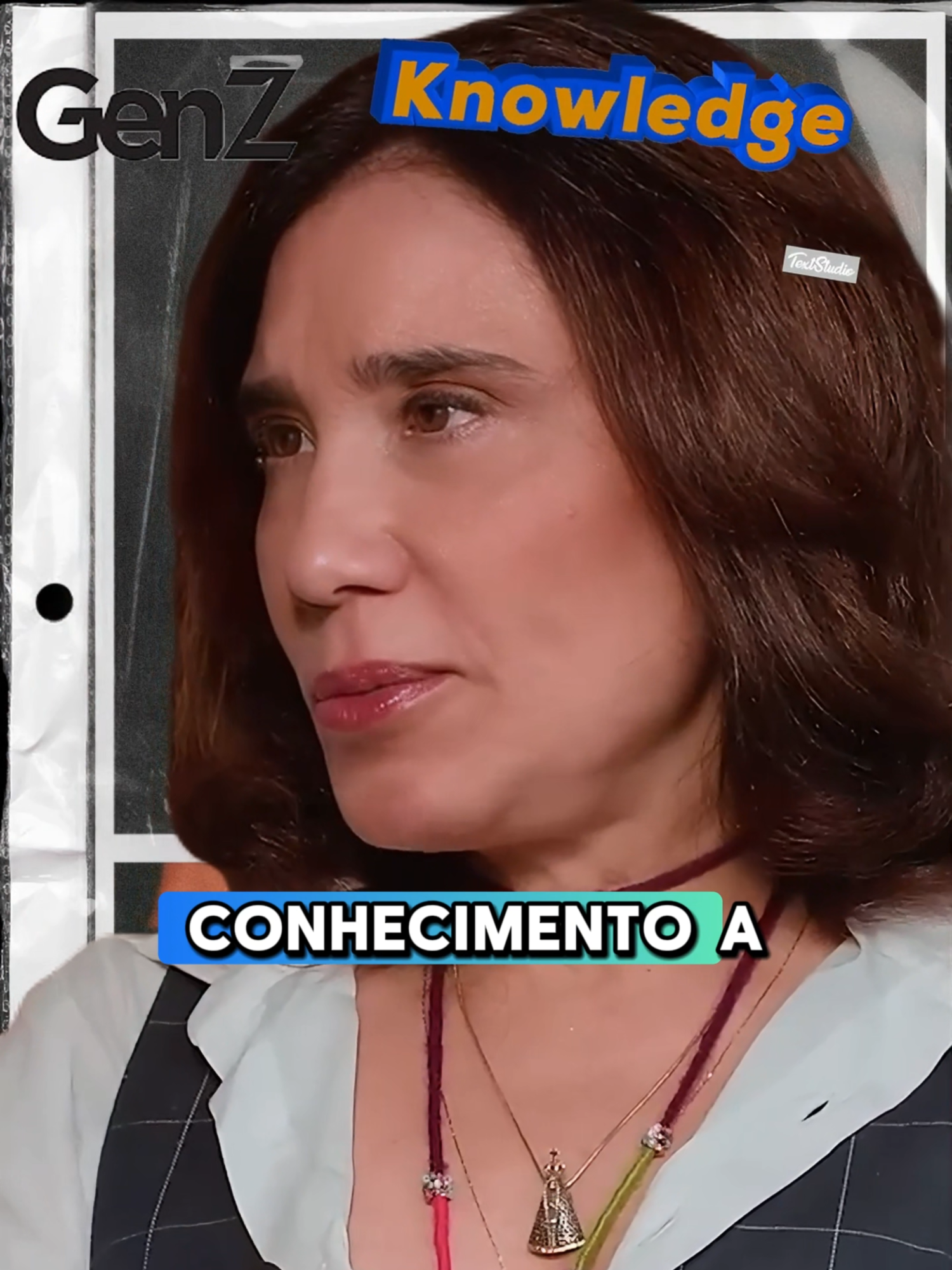 Muito Conhecimento, Pouca Saúde Mental – Por Que Estão Adoecendo? Dra. Ana Beatriz explica, em segundos, como a sobrecarga de informações está adoecendo a Geração Z.  Dê o play e descubra como filtrar esse bombardeio diário. #GeracaoZ #saudemental #exaustaomental #pressaodigital #welness #anabeatrizbarbosa #ansiedade #bemestar #MentalHealth #mentalexhaustion #disconnect #wellnesstrend #anxious #wellbeing #foryoupage #fyp