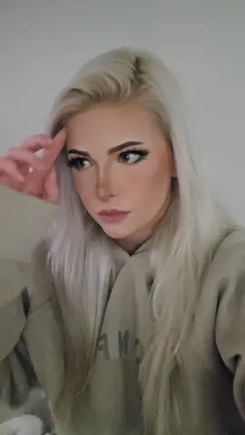 come here sweetcheeks, give me a kiss 💋  #funny #fyp #fyf #trending #cringe 