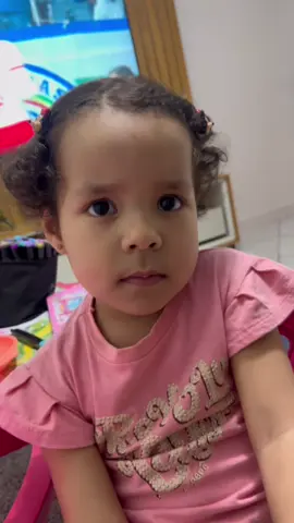 Ela ficou nervosa 🤣🤣🤣🤣🤣🤣#trend #viraltiktok #filha 