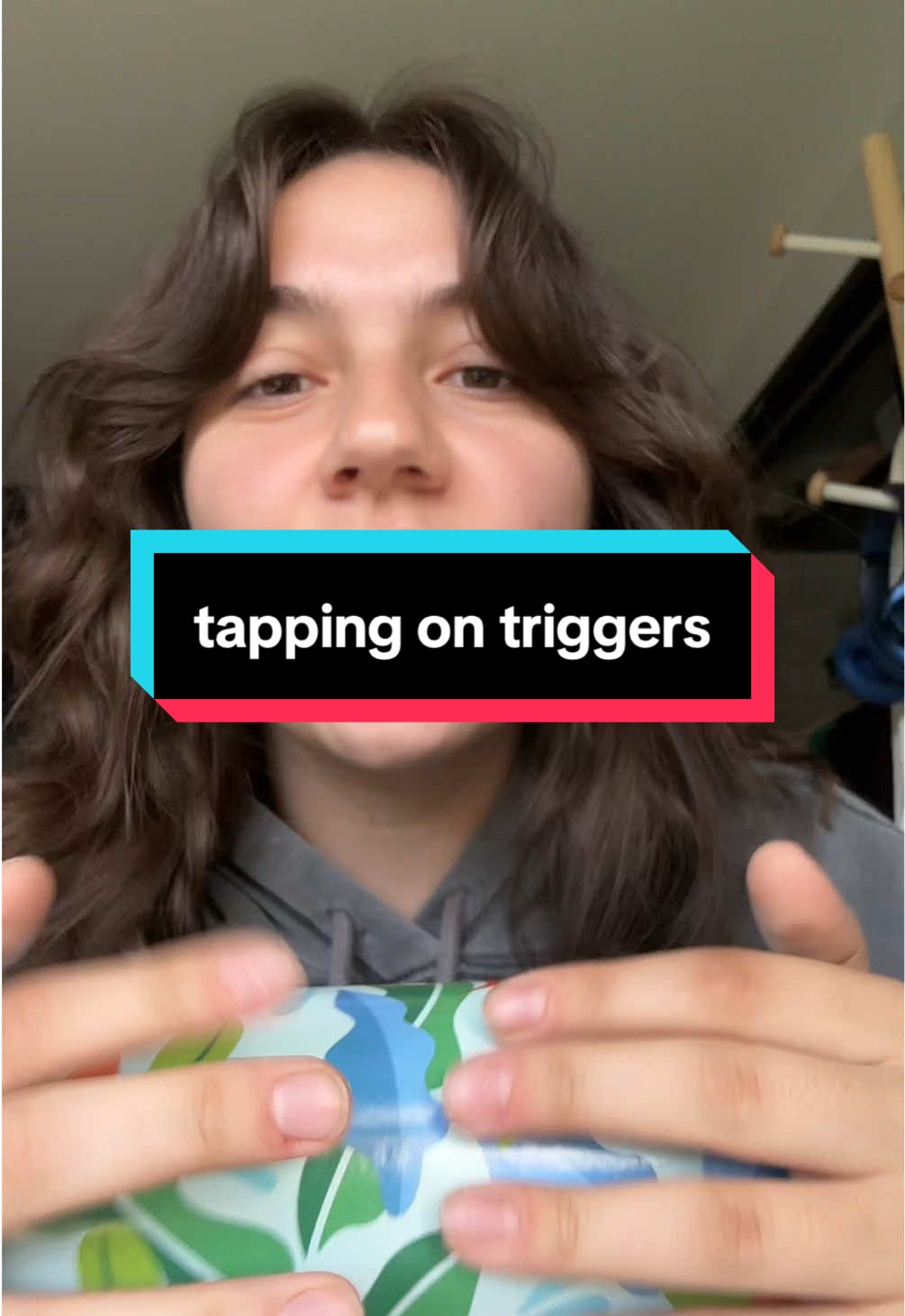 another custom video for @riantheworst bc i accidentally thought their name was rain so i made another one for them lol #asmr #fastandaggressiveasmr #asmrvideo #tappingasmr #lofiasmr 