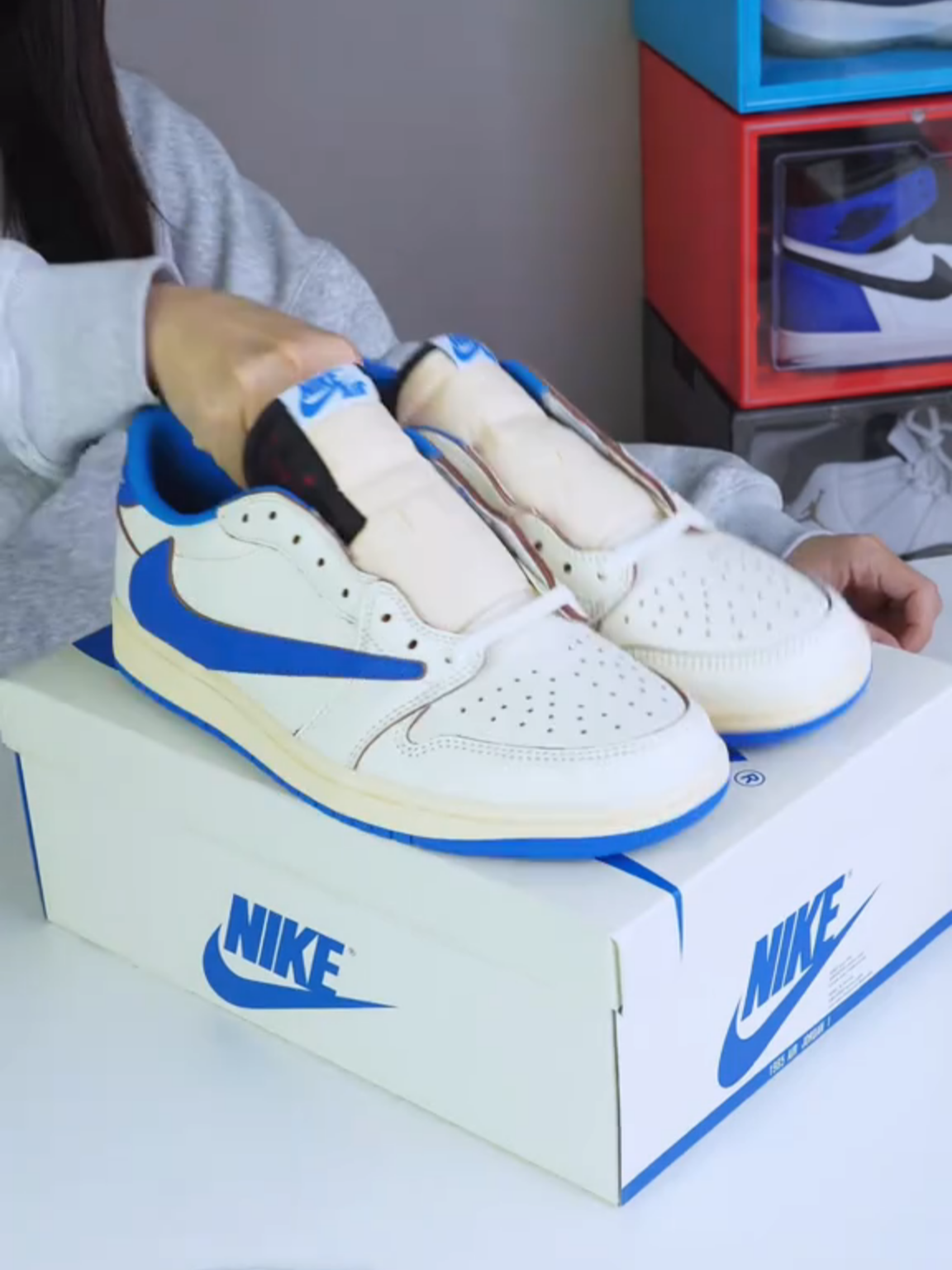 Nike Air Jordan 1 Low x Travis Scott x Fragment #jordansb #kickstagram #complexkicks #Jumpman #jordansdaily #Jordan4 #sneakerhead #whitecement #nikesb #rareair #cementgrey #rareair #aj3 #jordandepot #nikeairjordan #puremoney #jordanretro #nike #airjordan4 #jordan4sb #heatonfeetgang #sneakernews #navy #Union #aj5 #friendfamily #kicksonfire #aj4 #jumpman