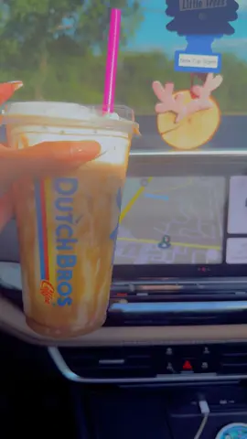 #dutchbroscoffee cookie butter ice latte 