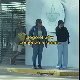 Felíz 21 de Septiembre 💛🌻🌼 #21septiembre #floresamarillas #floricienta #fyp 