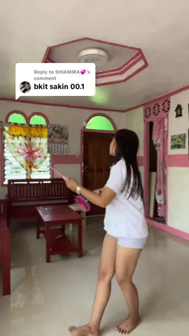 Replying to @SHIAMIRA💞 nag lolog ata tiktok ahahhaa #badminton #badmintonplayer 