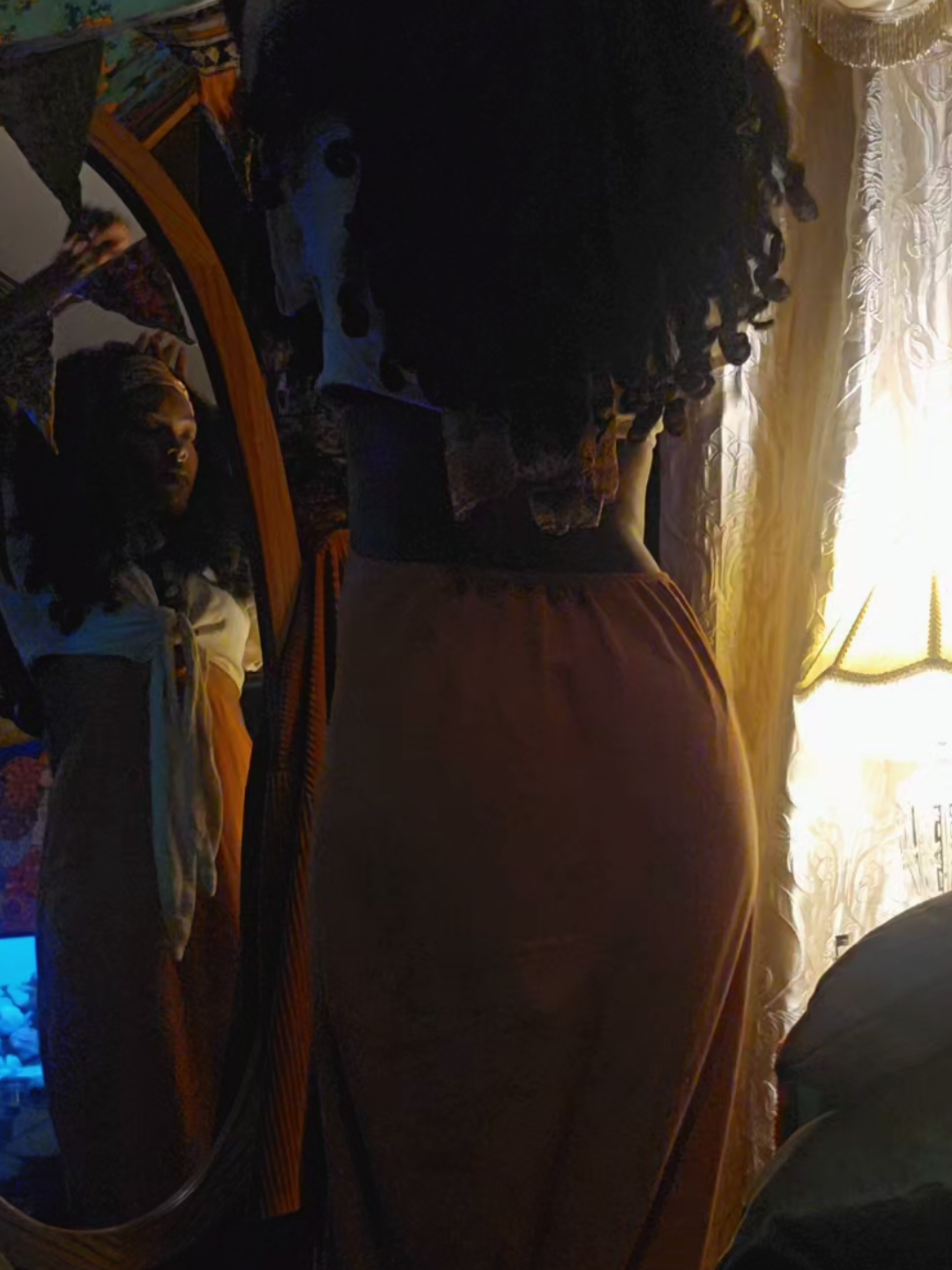 the gift of femininity..🌸 #earthyblackgirl #fashion #maximalist #feminineenergy #blackmagic 