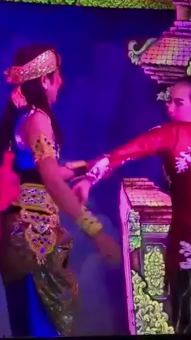 jangankan orang ketiga,nyamukpun tak akan kubiarkan menganggu tidur malam kita nona!#rukunfamili#fansrufa#takroniro#katakatacinta